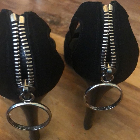 Sergio Rossi black suede leather stiletto. Sexy zipper closure. Made in Italy - Picture 4 of 10